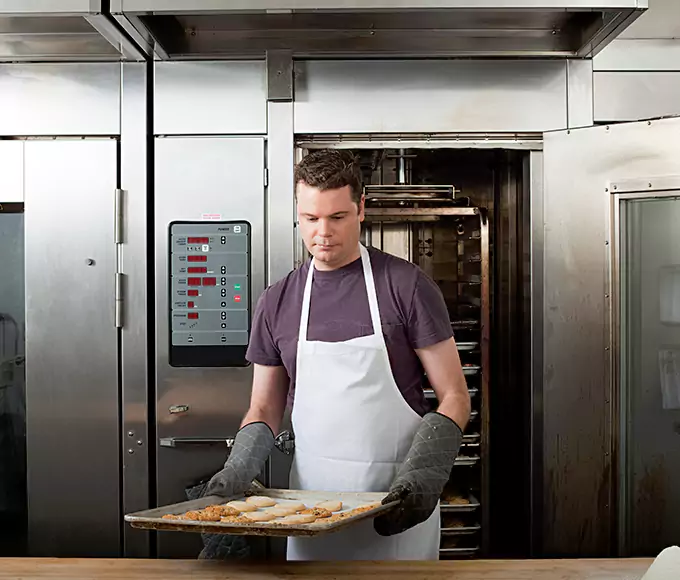 Why South Boston, MA Kitchens Trust South Boston Appliance Pro for Commercial Oven Repair?